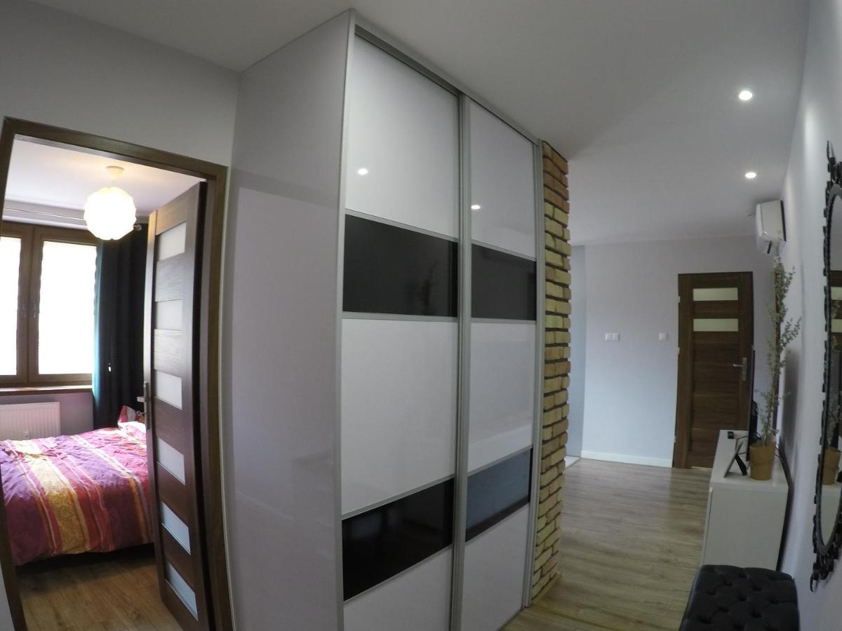 Apartament Bieszczady Appartement Ustrzyki Dolne Buitenkant foto